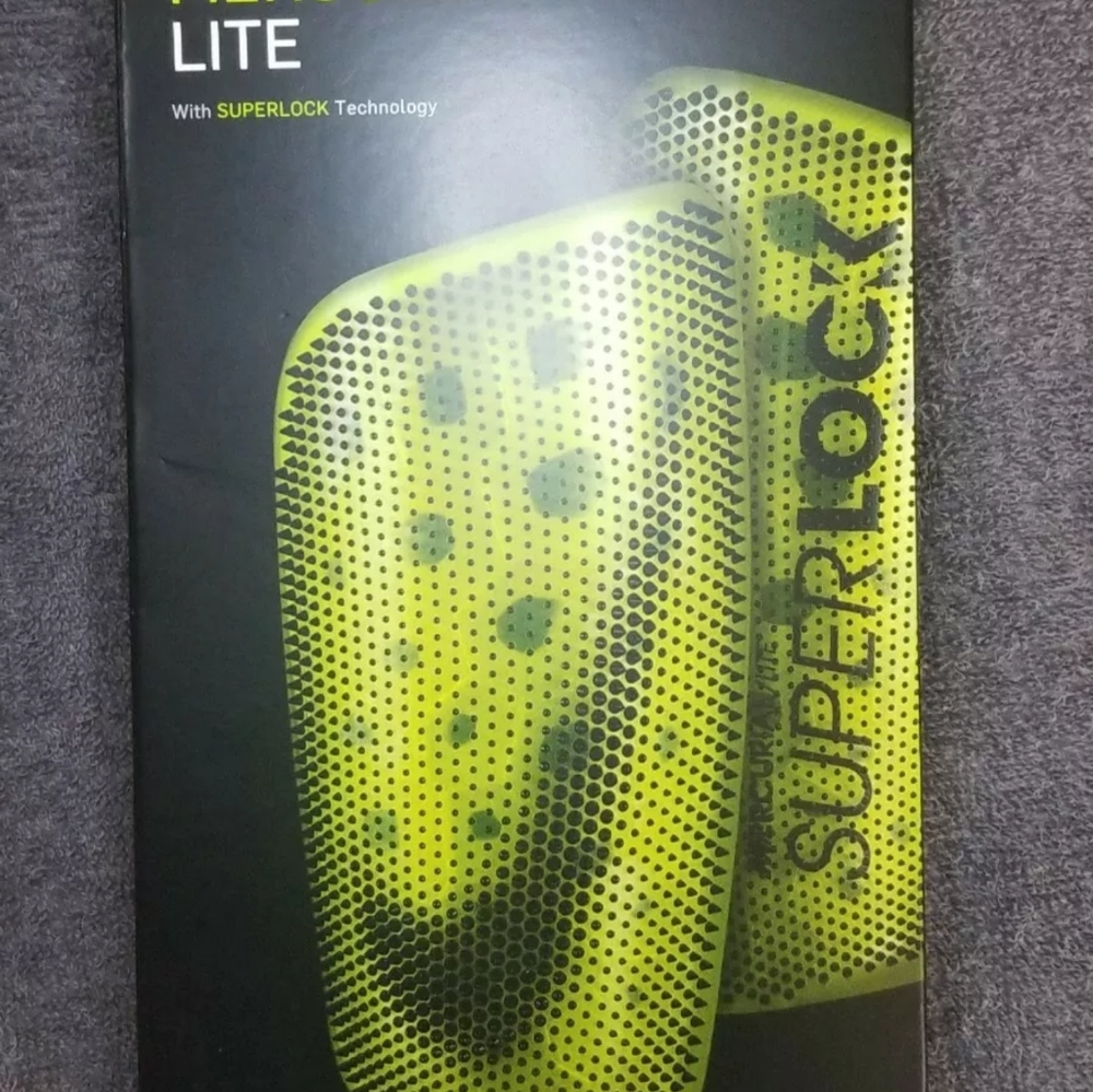 Nike Mercurial Lite chin guard